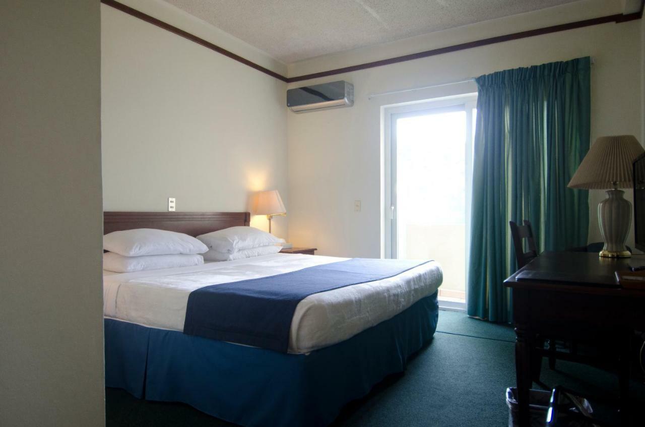 Hotel Berlin 산살바도르 외부 사진